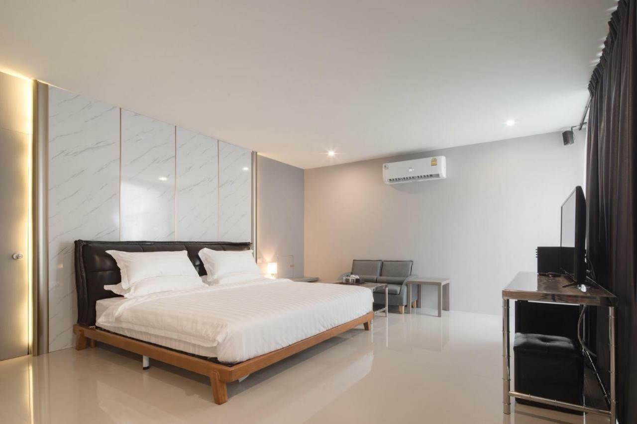 The Valen Resort Bangkok Exterior photo