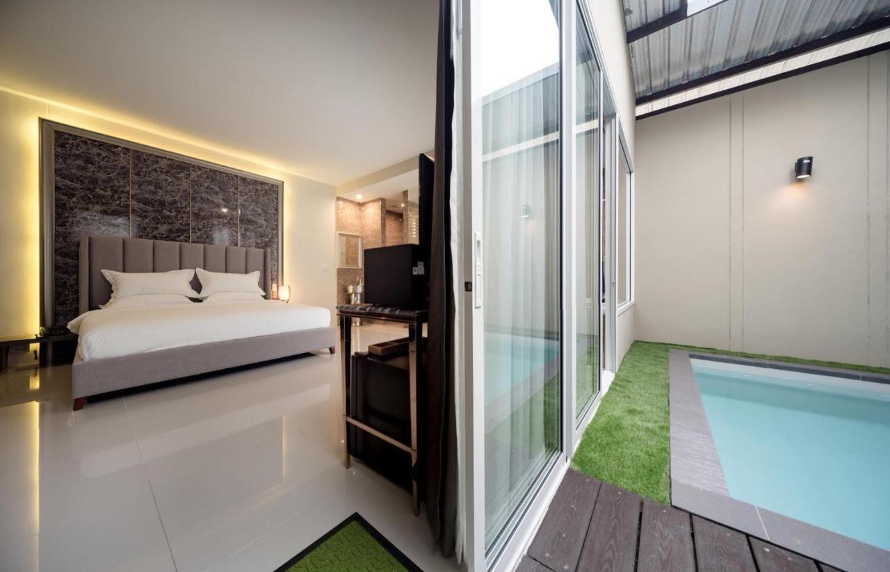 The Valen Resort Bangkok Exterior photo